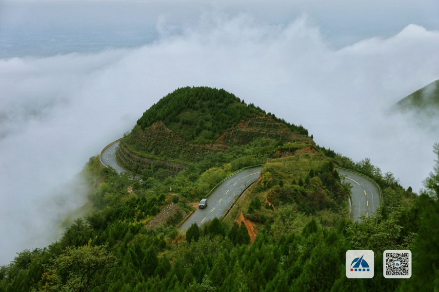雨后驪山出現云海奇觀